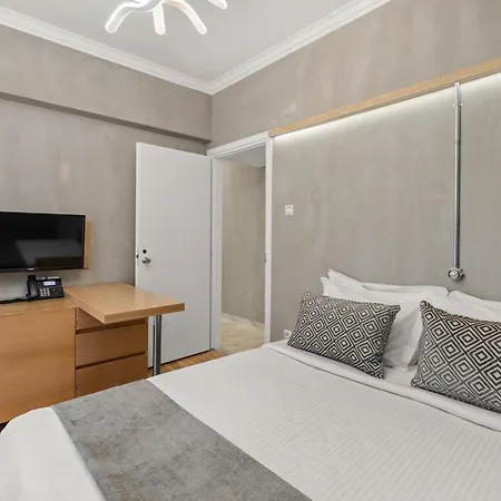 Warehouse Boutique & Hotel